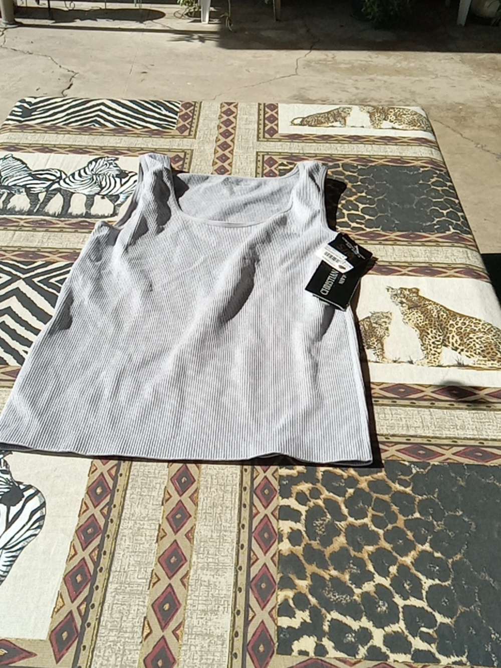 GRAY CHRISTIAN SERRANO T-SHIRT